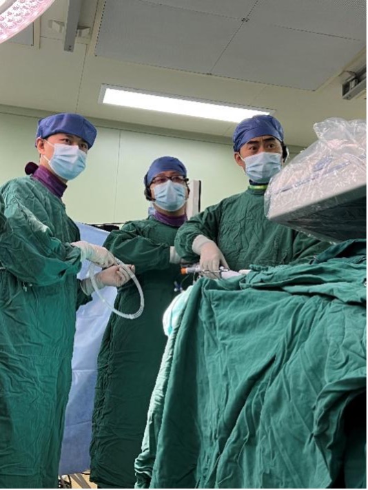 四川大学华西医院心脏内科陈茂教授团队完成全国首例经皮穿刺三尖瓣置换术