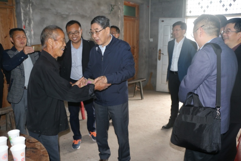 我校对口帮扶的凉山州甘洛县实现脱贫摘帽