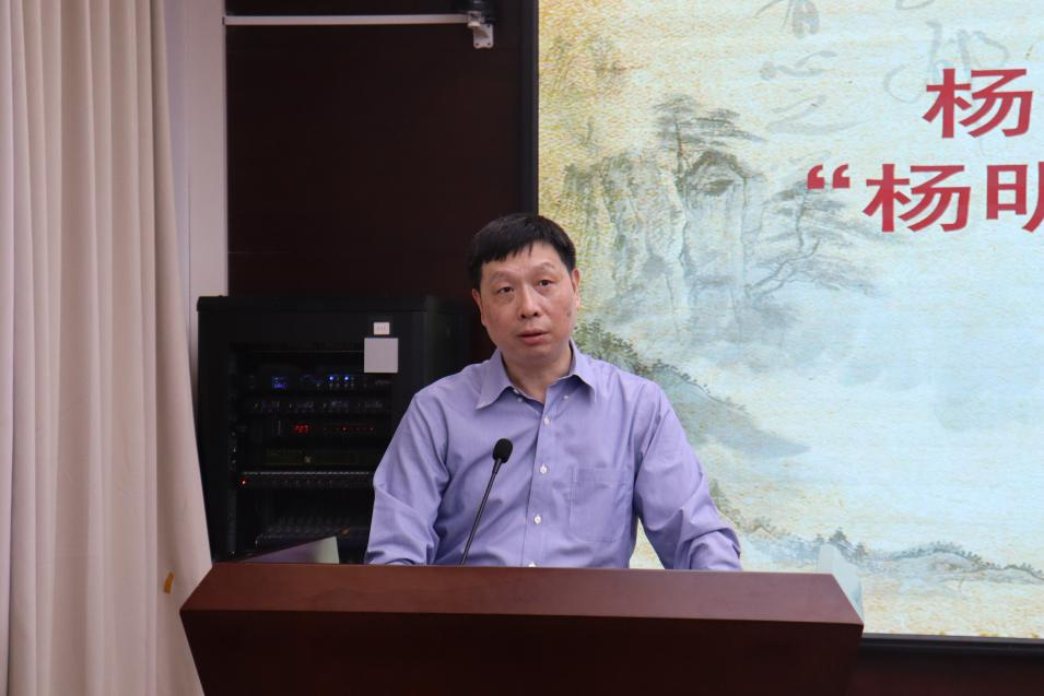 我校举行杨明照先生藏古籍捐赠暨“杨明照古籍特藏室”揭牌仪式